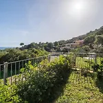アパート Comfort House With Sea View- 5 Minutes From The Sea