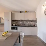 Comfort House With Sea View- 5 Minutes From The Sea アパート コスタ・レイ